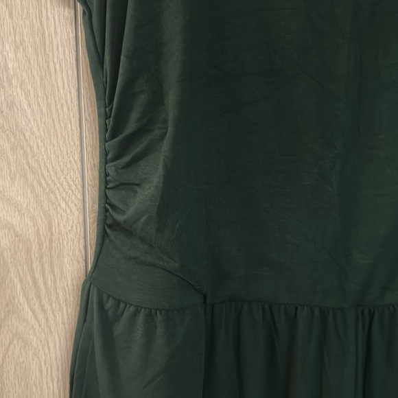 Pretty Garden Elegant Green Sleeveless Jumpsuit - Picture 6 of 7